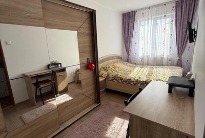 Apartament cu 2 camere decomandat în Noua