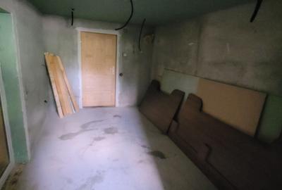 Casă cu 4 camere în Ciocănești