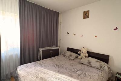 Apartament cu 2 camere semidecomandat în Rahova