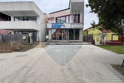Casă individuală cu 6 camere cu Teren 484 Mp în Central - 15