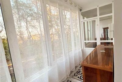 Apartament cu 2 camere decomandat în Cornișa - 3