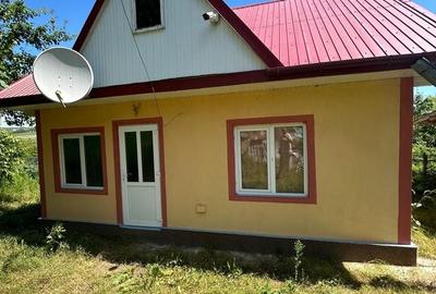 Casă cu 2 camere cu Teren 1200 Mp în Schitu Duca
