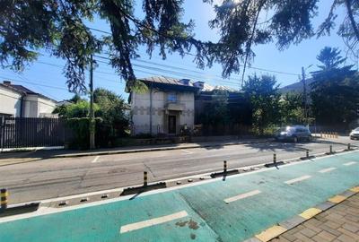 Casă individuală cu 4 camere cu Teren 309 Mp în Central - 1