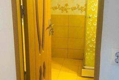 Apartament cu 2 camere decomandat în Broșteni