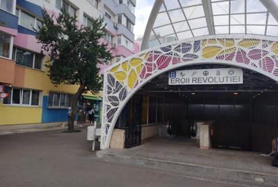 Apartament cu 2 camere decomandat în Eroii Revoluției