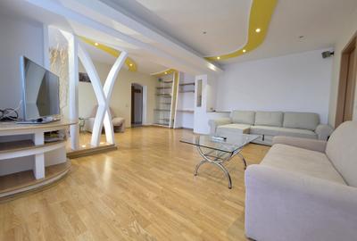 Apartament cu 2 camere semidecomandat în 13 Septembrie