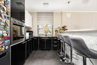 Apartament cu 3 camere decomandat, mobilat în Doamna Ghica