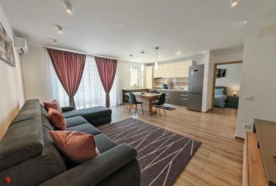 Apartament cu 2 camere decomandat, mobilat în Tractorul - 3