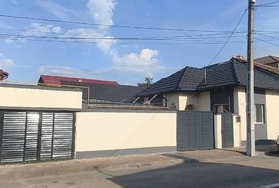 Casă cu 4 camere cu Teren 270 Mp în Central - 2