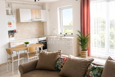 Apartament cu 3 camere decomandat în Libertății