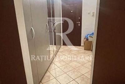 Apartament cu 3 camere în Iosia