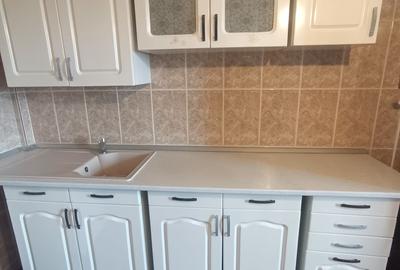 Apartament cu 3 camere decomandat în Central - 3