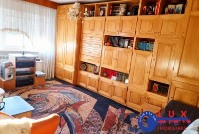 Apartament cu 2 camere decomandat în Vest