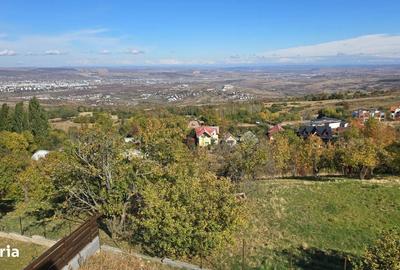 Casă cu 4 camere în Feleacu