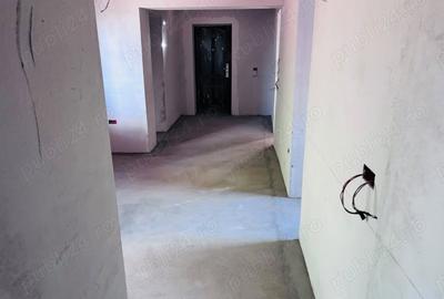 Casă cu 4 camere în Boțârlău - 4