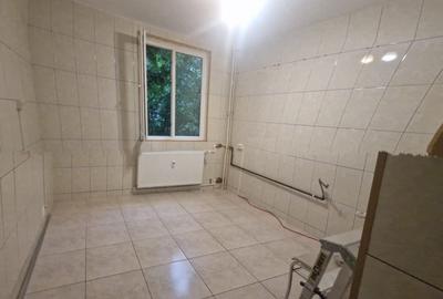 Apartament cu 2 camere decomandat în Drumul Taberei - 3