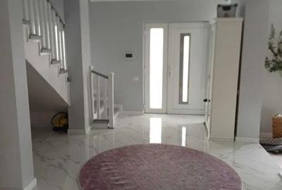 Casă cu 4 camere în Lazu - 3