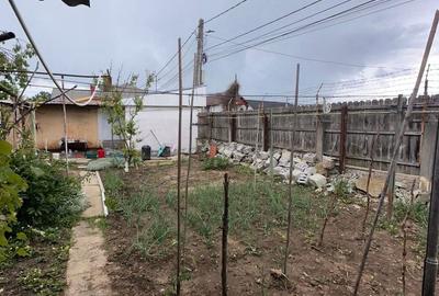 Casă cu 1 camere cu Teren 300 Mp în Central