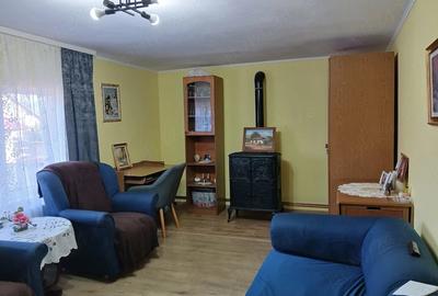 Casă cu Teren 300 Mp în Goranu - 2