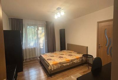 Garsonieră decomandată în Drumul Taberei