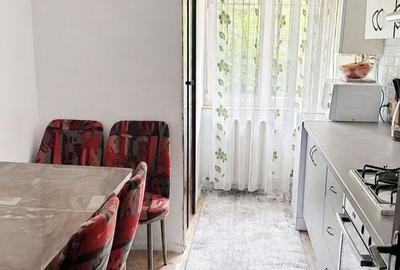 Apartament cu 2 camere decomandat în Răcădău
