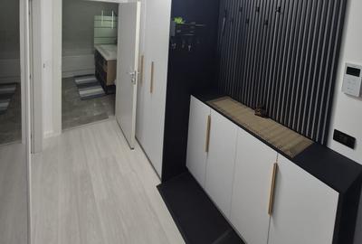 Apartament cu 2 camere decomandat în Boreal