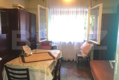 Apartament cu 4 camere decomandat, mobilat în Micro 15