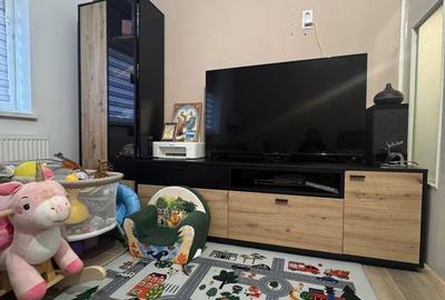 Casă cu 3 camere decomandat cu Teren 280 Mp în Central - 2