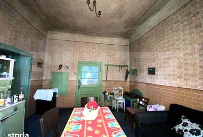 Casă cu 4 camere cu Teren 2993 Mp în Chevereșu Mare - 11