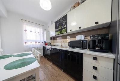 Apartament cu 2 camere decomandat în Tractorul - 2