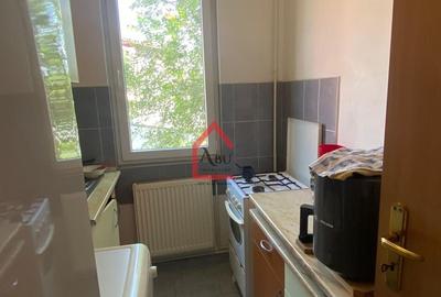 Garsonieră decomandată, mobilată în Podul de Piatră - 4