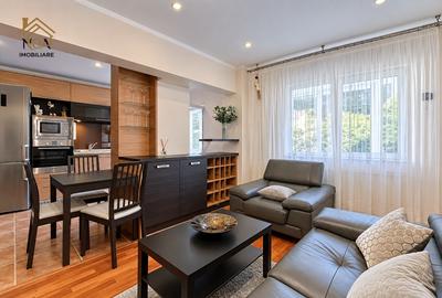 Apartament cu 3 camere decomandat în Răcădău