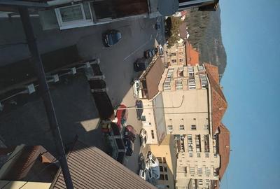 Apartament cu 3 camere semidecomandat în Central - 1