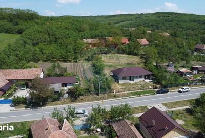 Casă cu 4 camere cu Teren 1109 Mp în Bonț - 7