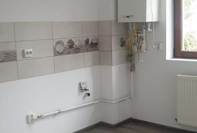 Casă cu 3 camere cu Teren 245 Mp în Sânpetru
