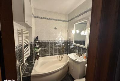 Apartament cu 3 camere decomandat în Podu Roș - 2