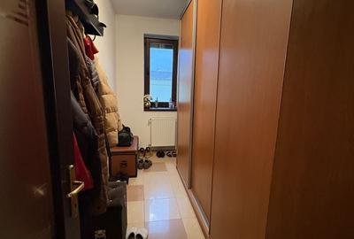 Casă cu 9 camere cu Teren 722 Mp în Străulești - 5