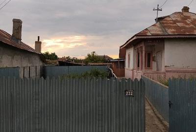Casă cu Teren 1200 Mp în Stăncuța