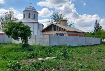Teren de 103 mp, în Central - 4