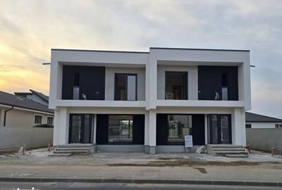 Casă cu 4 camere cu Teren 275 Mp în Central