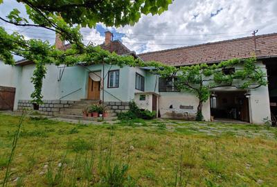 Casă cu 3 camere în Gura Râului - 3