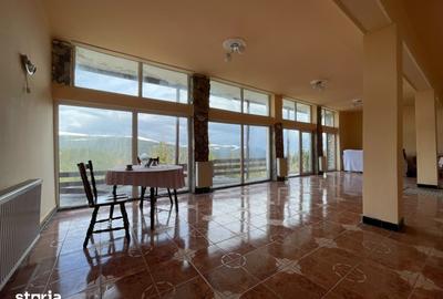 Casă cu 10 camere cu Teren 360 Mp în Baia de Fier
