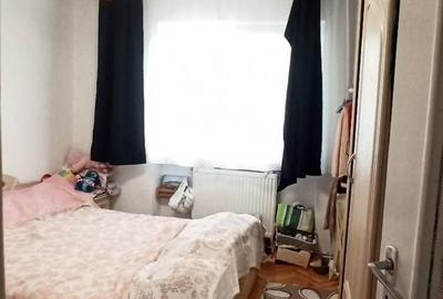 Apartament cu 3 camere decomandat în Burdea
