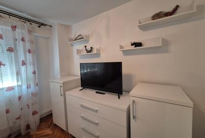 Apartament cu 3 camere decomandat în Circumvalațiunii - 12