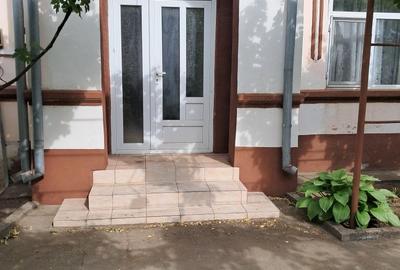 Casă cu 4 camere în Ciupercenii Noi - 9