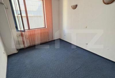 Spațiu comercial, de 20 mp, în Central