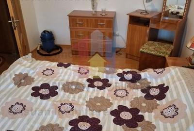 Apartament cu 2 camere decomandat în Barieră
