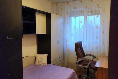 Apartament cu 3 camere decomandat în Exterior Vest - 1