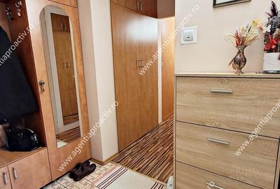 Apartament cu 3 camere decomandat în Siderurgiștilor - 10
