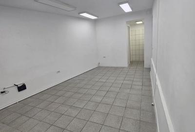 Spațiu comercial, de 34 mp, în Exterior Vest - 2
